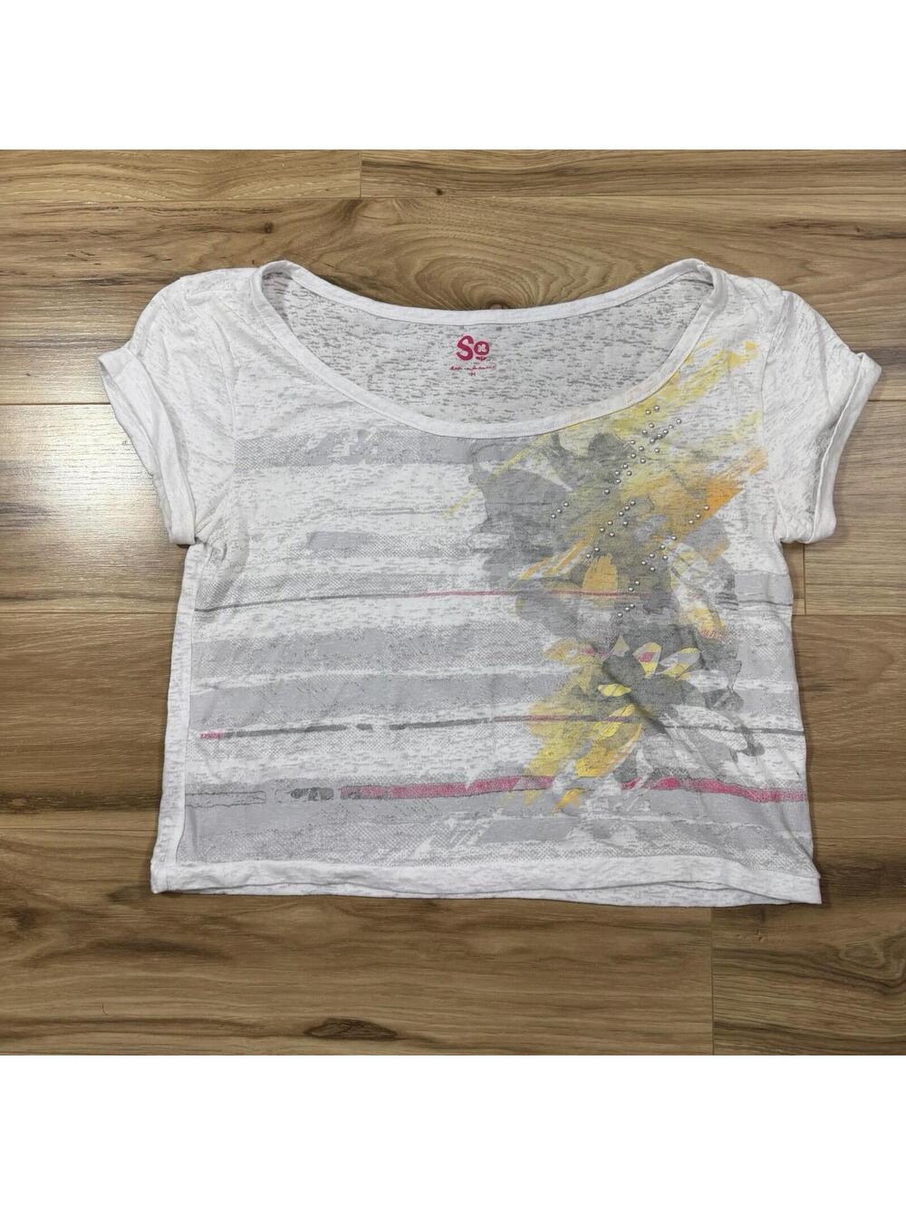 SO Brand White Burnout Crop Tee Floral Stud Graphic M Cottagecore Y2K
